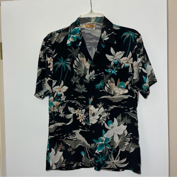 Kennington Vintage Men’s Hawaiian Orchids Short Sleeve Shirt Size Small - Picture 1 of 7